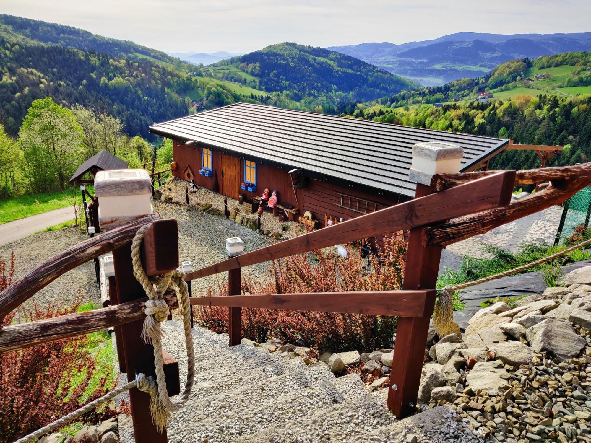 Faron Chalet *